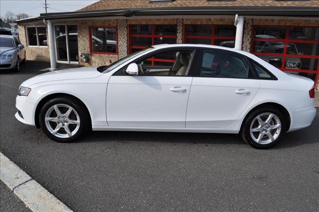 2009 Audi A4 6-speed A/T, 8 Cylinder, Rear Wh