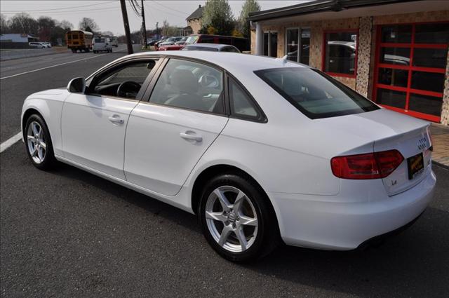 2009 Audi A4 6-speed A/T, 8 Cylinder, Rear Wh