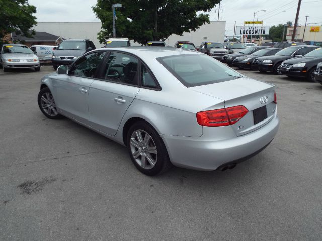 2009 Audi A4 2WD Panel LS