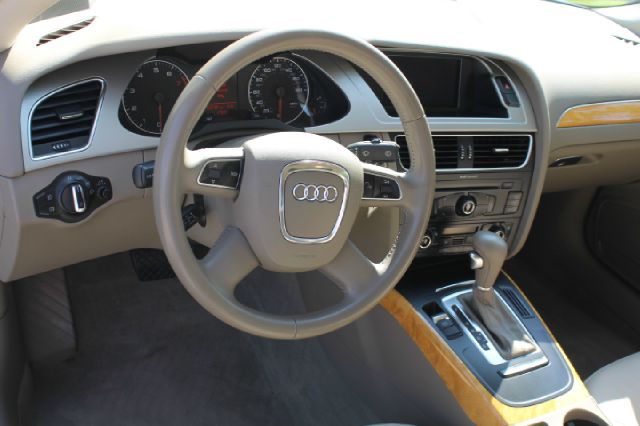 2010 Audi A4 Journey SUV