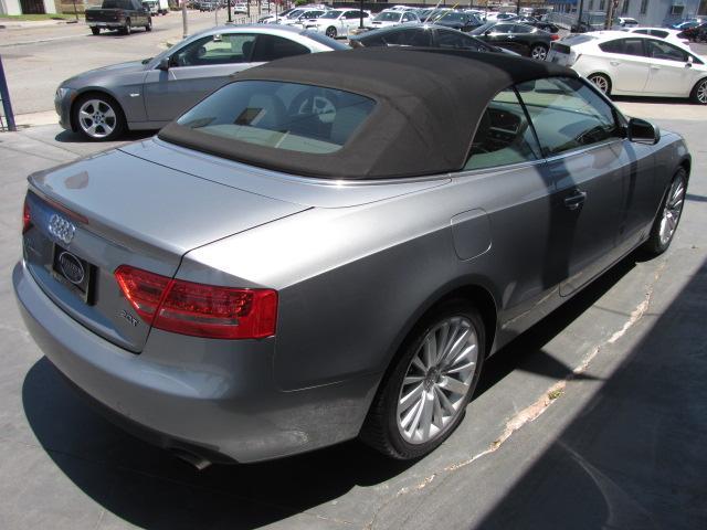 2010 Audi A5 XLE Limited Rear Entertainment System Navi AWD