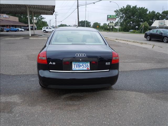 2000 Audi A6 2