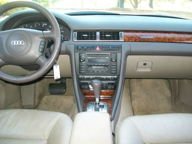 2001 Audi A6 SW1