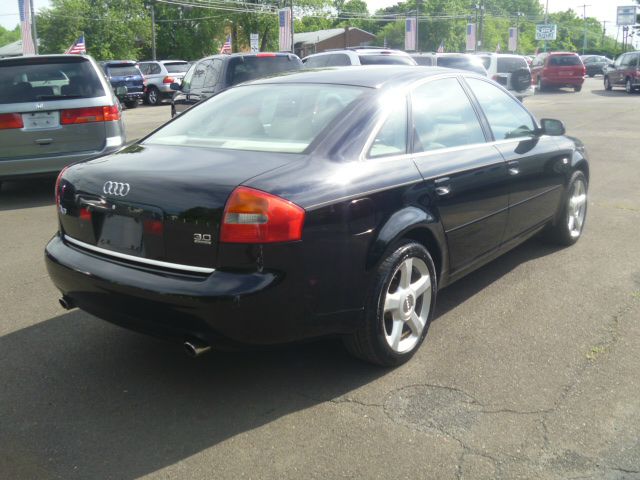 2003 Audi A6 Supercrew-short-xlt-4wd-6 CD-1 Owner