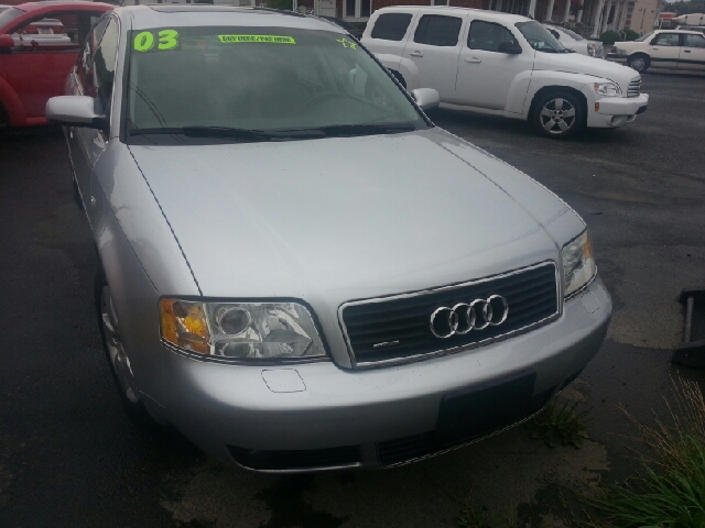 2003 Audi A6 Supercrew-short-xlt-4wd-6 CD-1 Owner