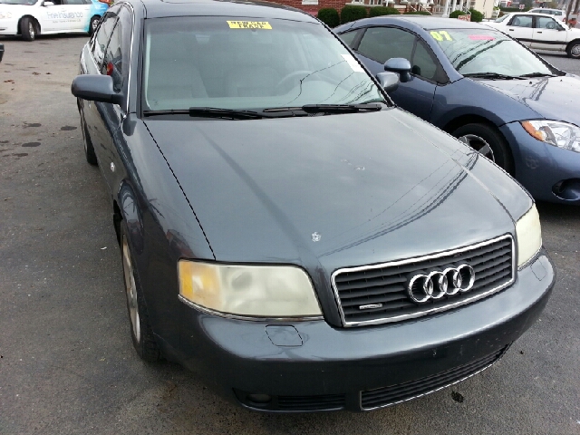 2004 Audi A6 Supercrew-short-xlt-4wd-6 CD-1 Owner