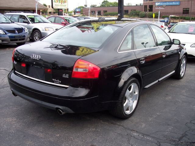 2004 Audi A6 I Touring - Moon Roof, 6-CD