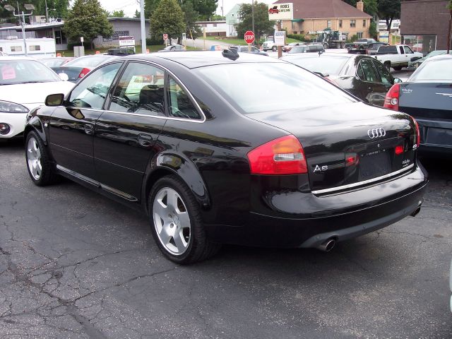 2004 Audi A6 I Touring - Moon Roof, 6-CD