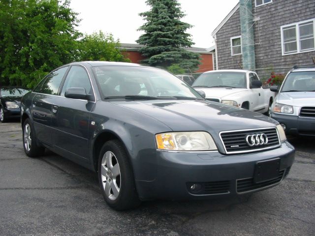 2004 Audi A6 Supercrew-short-xlt-4wd-6 CD-1 Owner