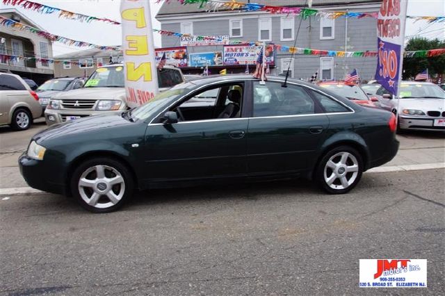 2004 Audi A6 Supercrew-short-xlt-4wd-6 CD-1 Owner