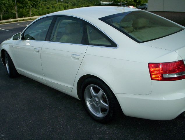 2005 Audi A6 Cxl,fwd,leather