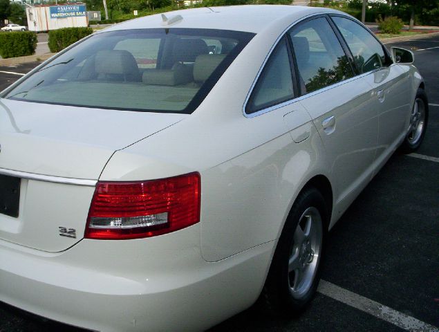 2005 Audi A6 Cxl,fwd,leather