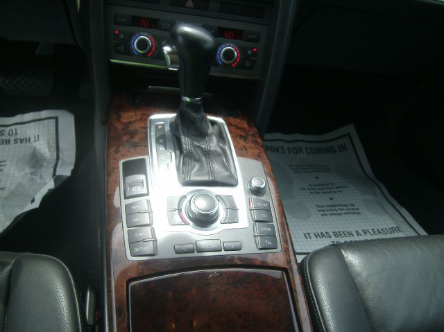 2005 Audi A6 Cxl,fwd,leather