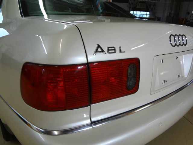 2002 Audi A8 ESi