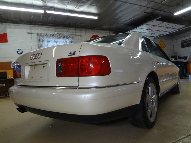 2002 Audi A8 ESi