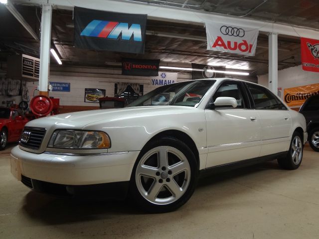 2002 Audi A8 ESi