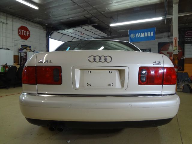 2002 Audi A8 ESi