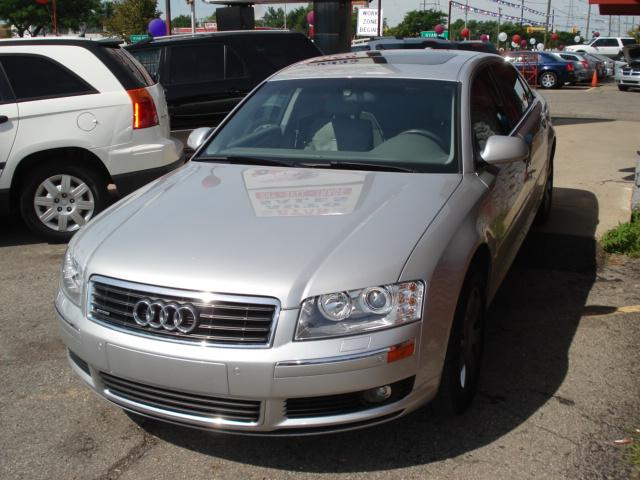 2004 Audi A8 ESi