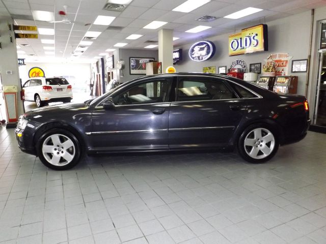 2004 Audi A8 Loaded- Clean Title