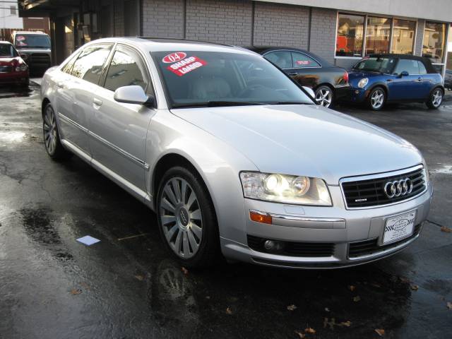 2004 Audi A8 HIGH CUBE Van