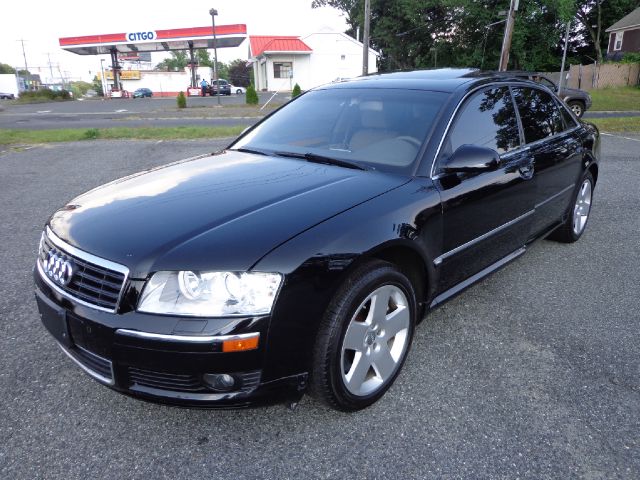 2004 Audi A8 ESi