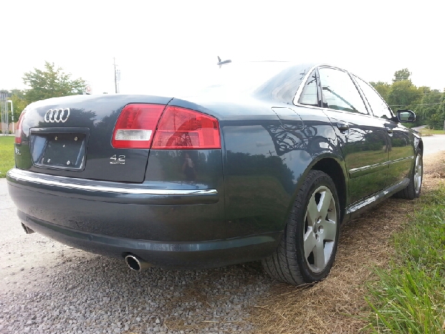 2004 Audi A8 ESi