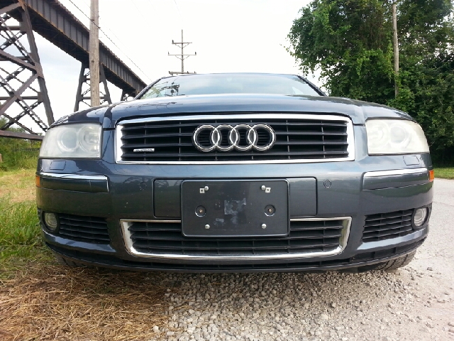 2004 Audi A8 ESi