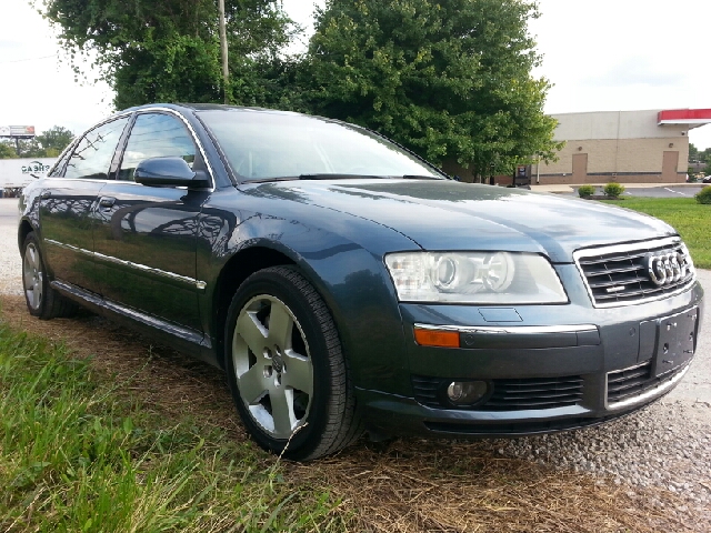 2004 Audi A8 ESi