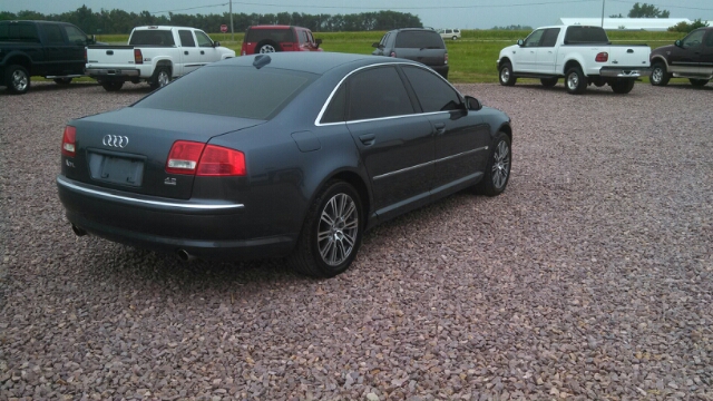 2004 Audi A8 ESi