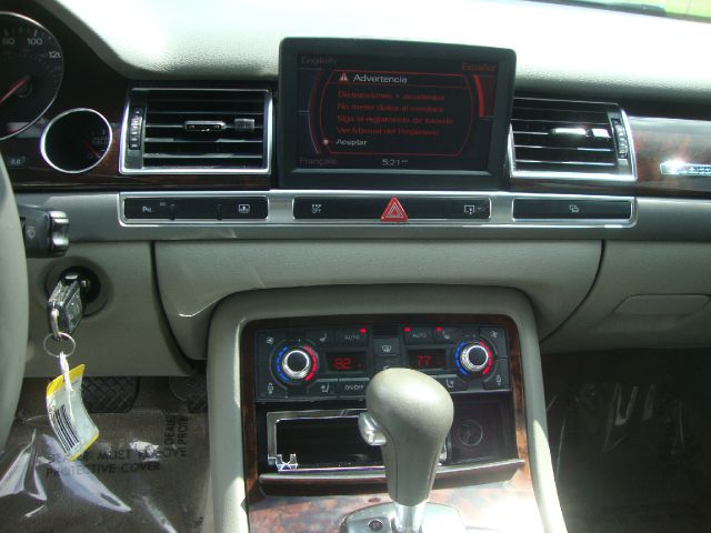 2004 Audi A8 ESi