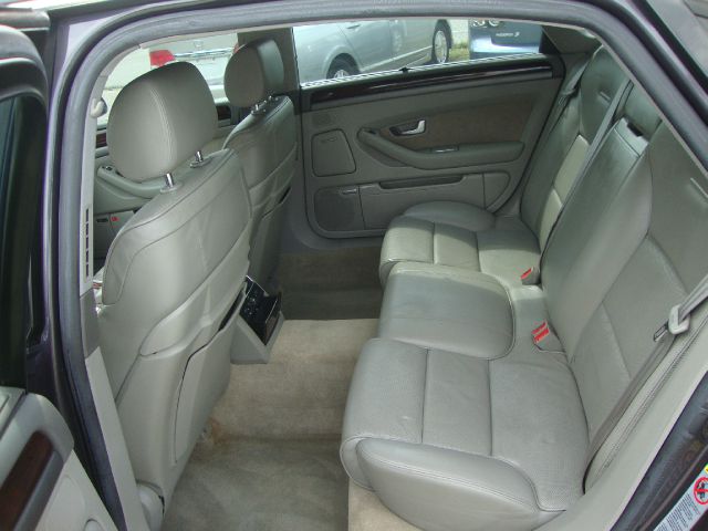 2004 Audi A8 ESi