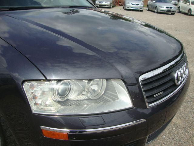 2004 Audi A8 ESi