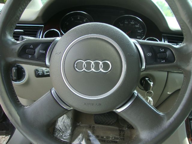 2004 Audi A8 ESi