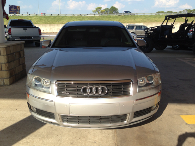 2004 Audi A8 ESi