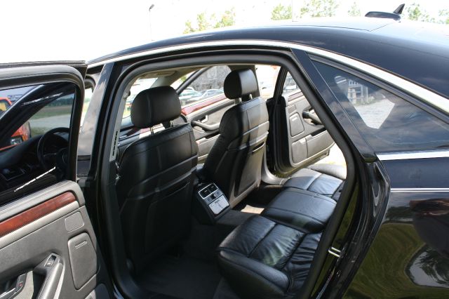 2005 Audi A8 ESi