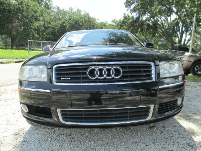 2005 Audi A8 ESi