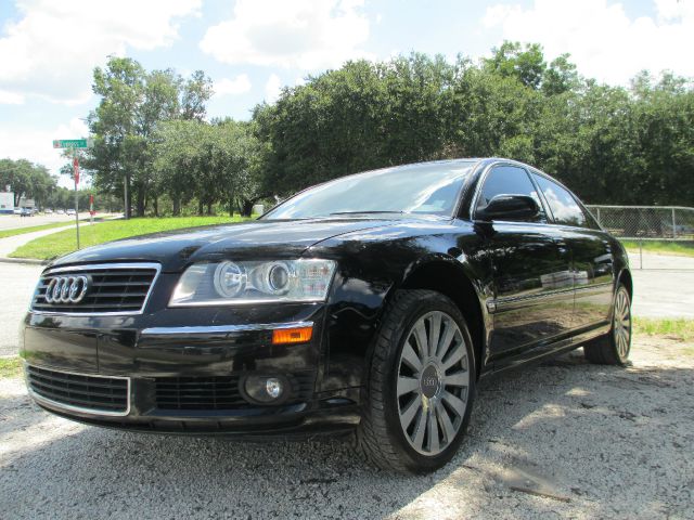 2005 Audi A8 ESi