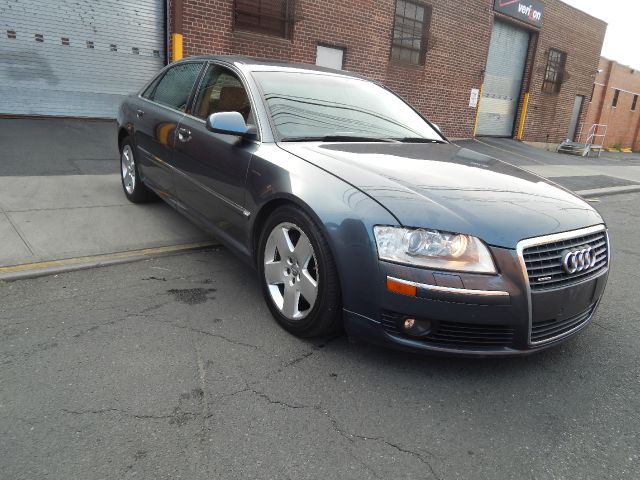 2006 Audi A8 ESi