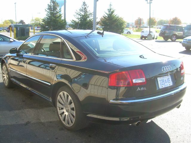 2006 Audi A8 ESi