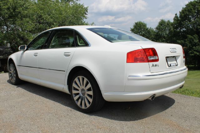 2006 Audi A8 ESi