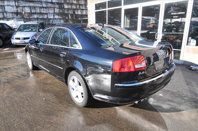 2006 Audi A8 4dr Cpe Auto