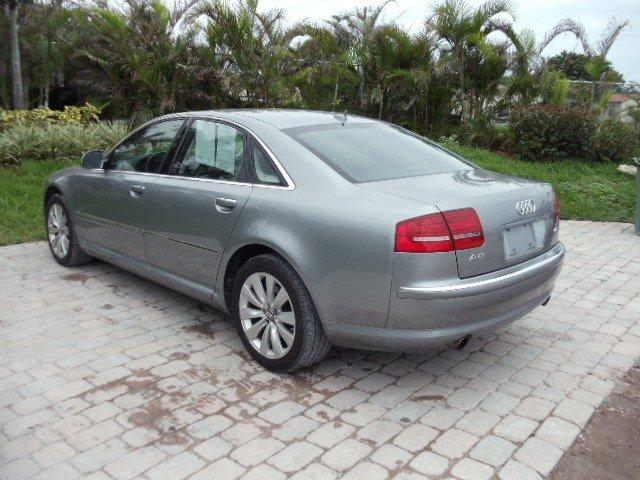 2008 Audi A8 EX - DUAL Power Doors