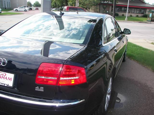 2008 Audi A8 4dr Cpe Auto