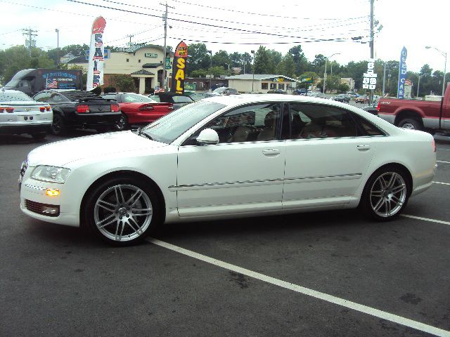 2009 Audi A8 ESi