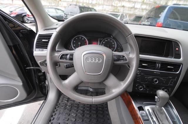 2010 Audi Q5 4dr SR5 3.4L Auto 4WD