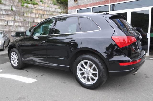 2010 Audi Q5 4dr SR5 3.4L Auto 4WD