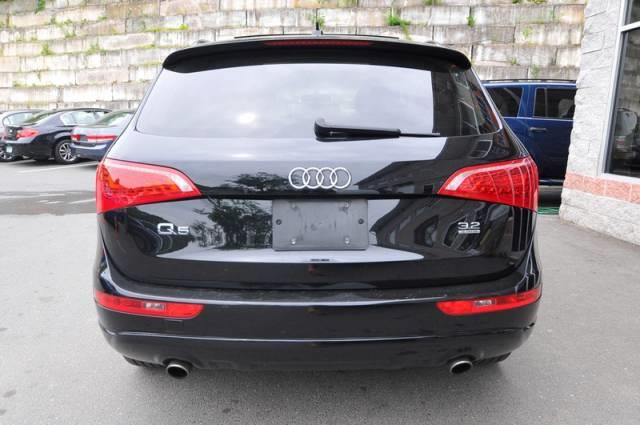 2010 Audi Q5 4dr SR5 3.4L Auto 4WD