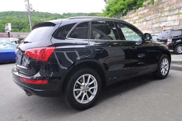 2010 Audi Q5 4dr SR5 3.4L Auto 4WD