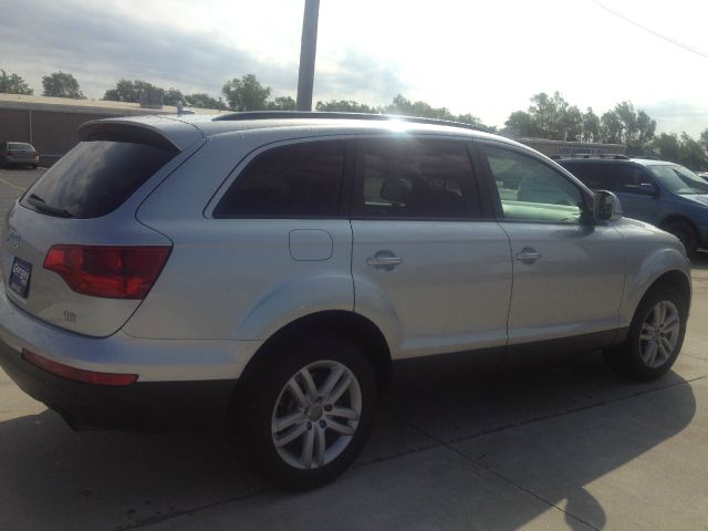 2007 Audi Q7 RT/1