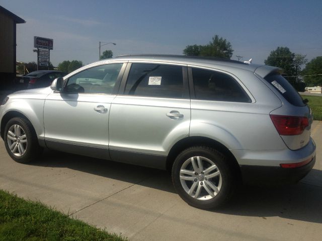 2007 Audi Q7 RT/1